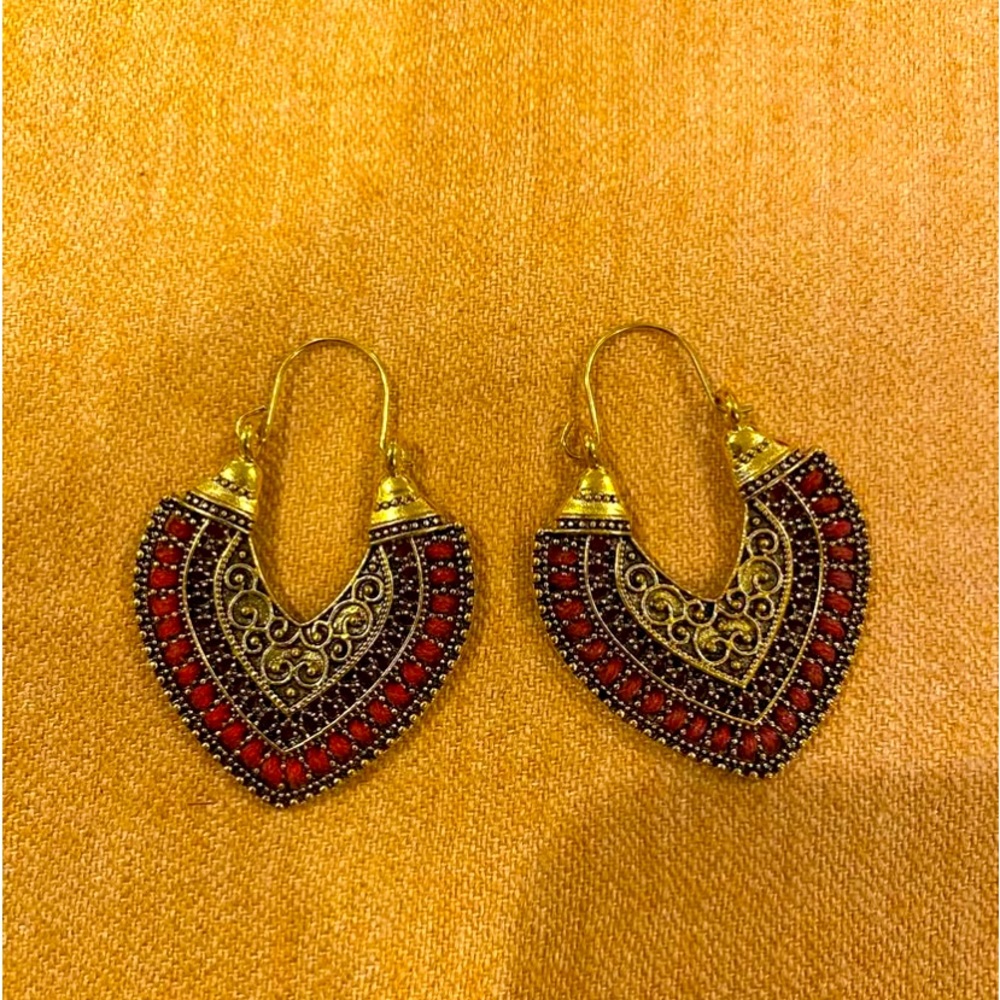 Elegant Gold and Red Earrings